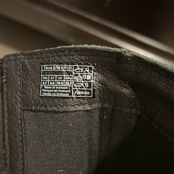 Teva waterproof boots - Picture 4 of 8